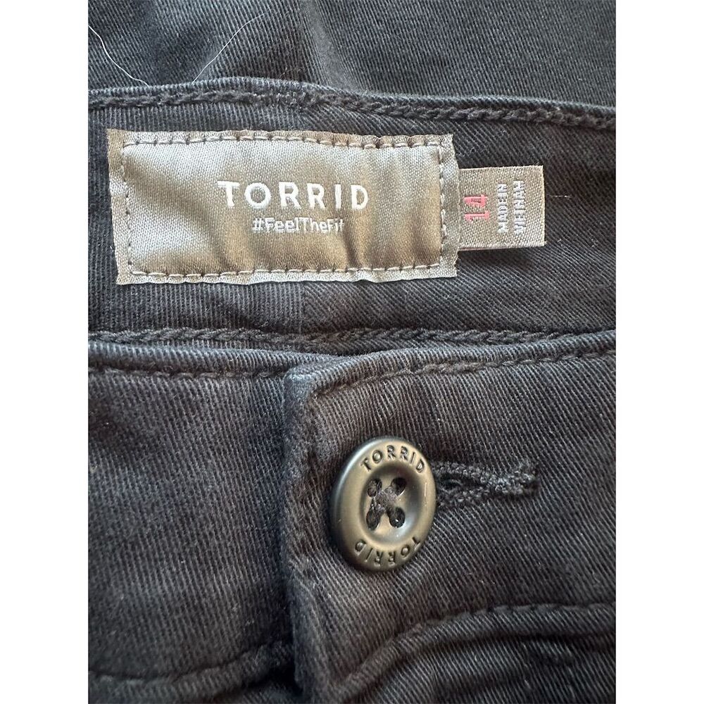 Torrid Women's Size 14 Black Wide Leg Crop Pants Casual - Picture 4 of 8